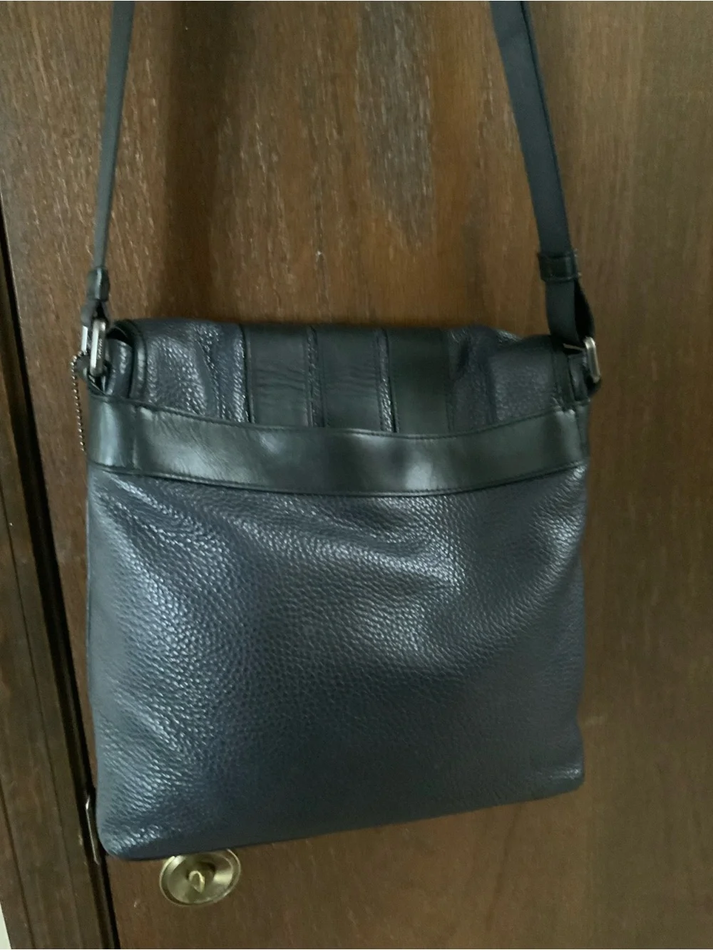 COACH Bond Navy Messenger Bag Unisex Bag F56666. Good condition.